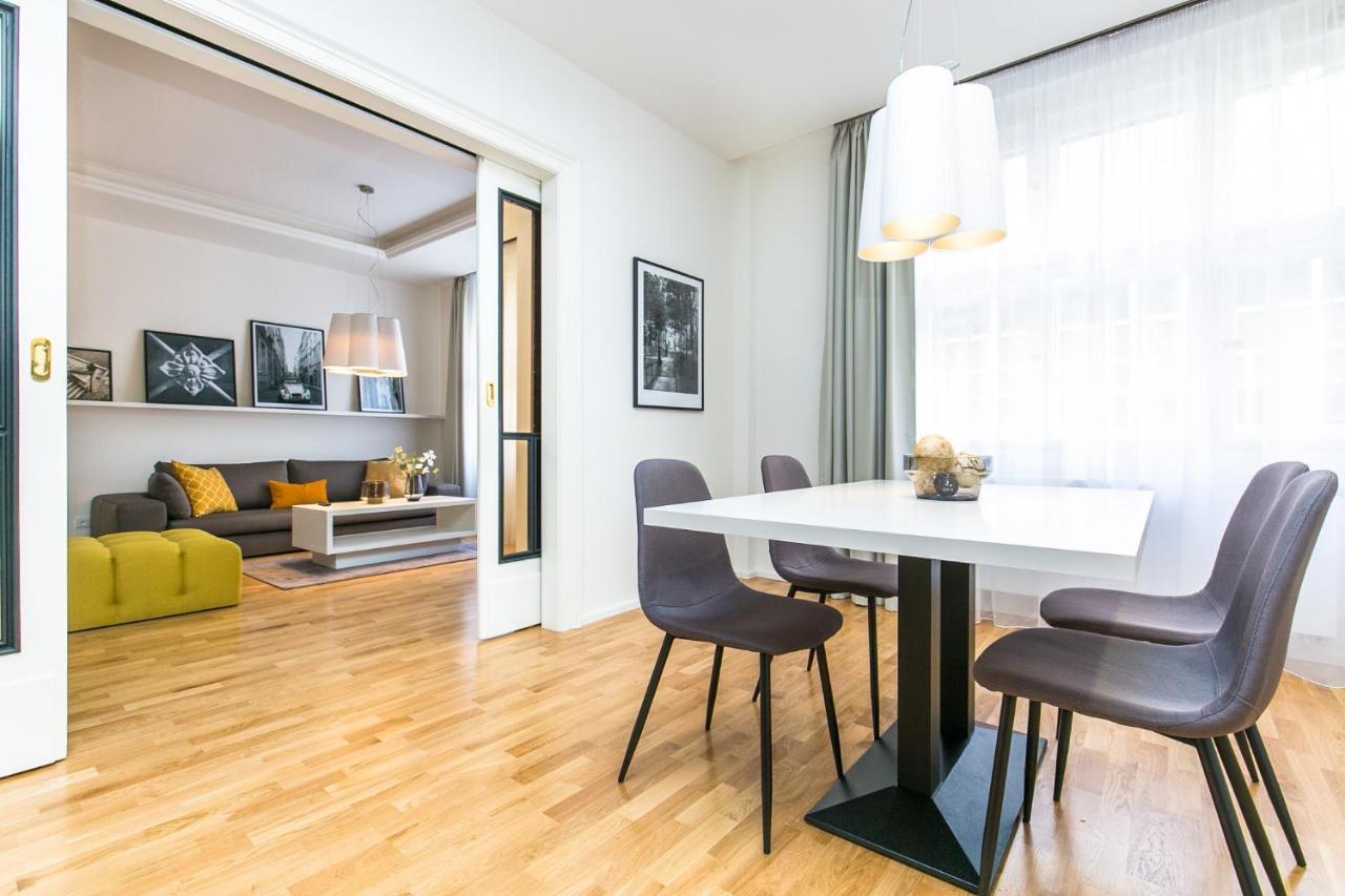 Unique Old Town Apartments At Palace Dlouha 프라하 외부 사진