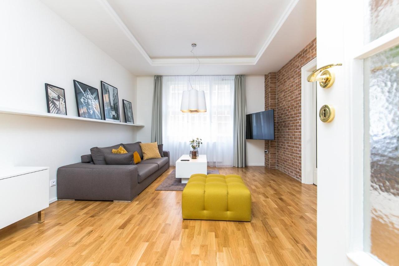 Unique Old Town Apartments At Palace Dlouha 프라하 외부 사진