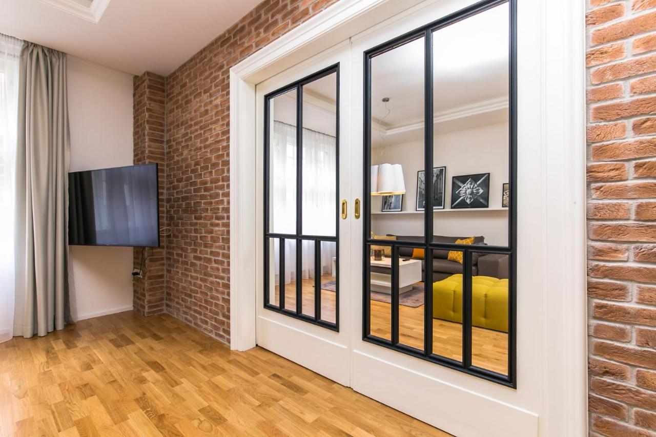 Unique Old Town Apartments At Palace Dlouha 프라하 외부 사진