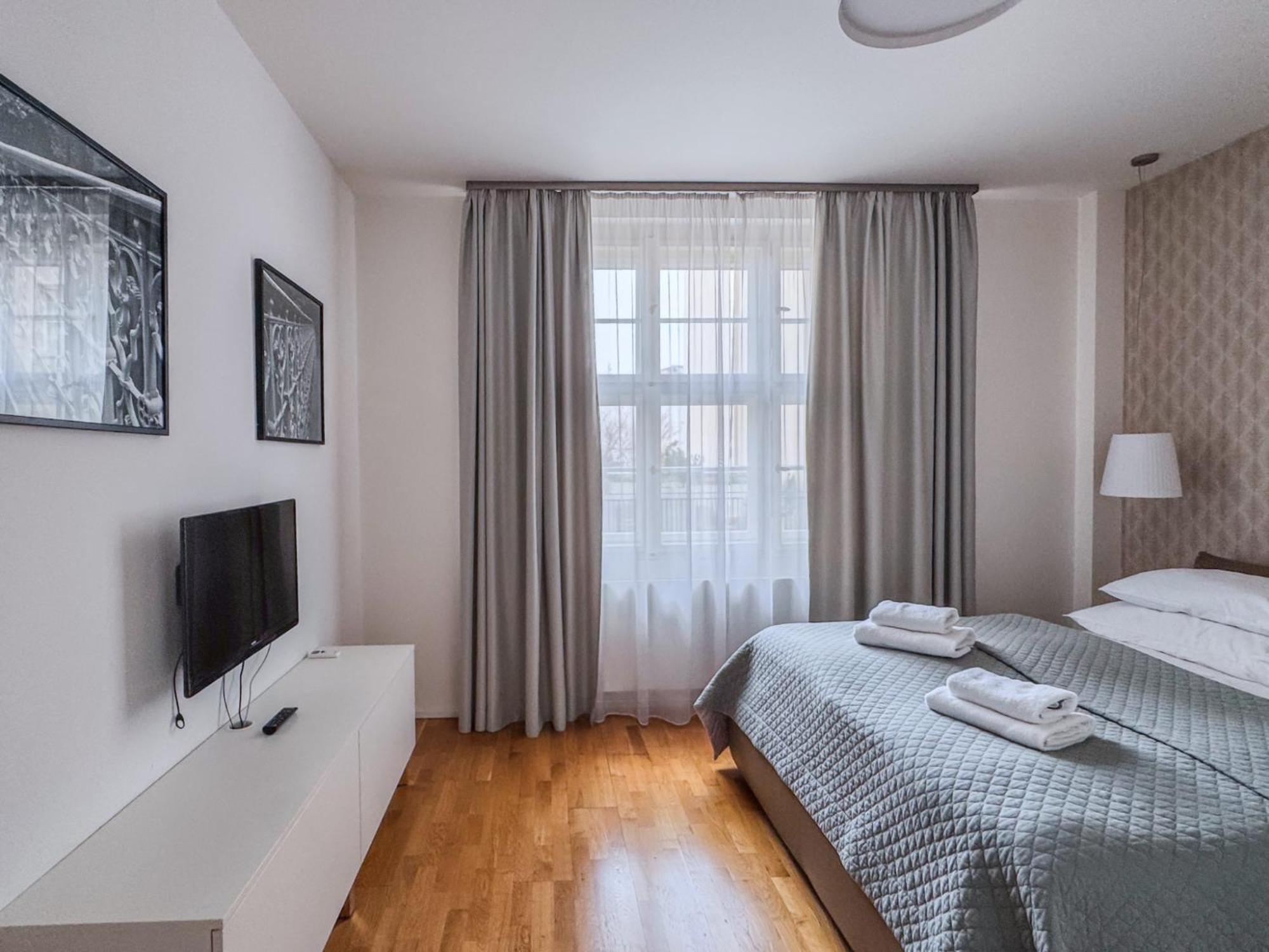 Unique Old Town Apartments At Palace Dlouha 프라하 외부 사진